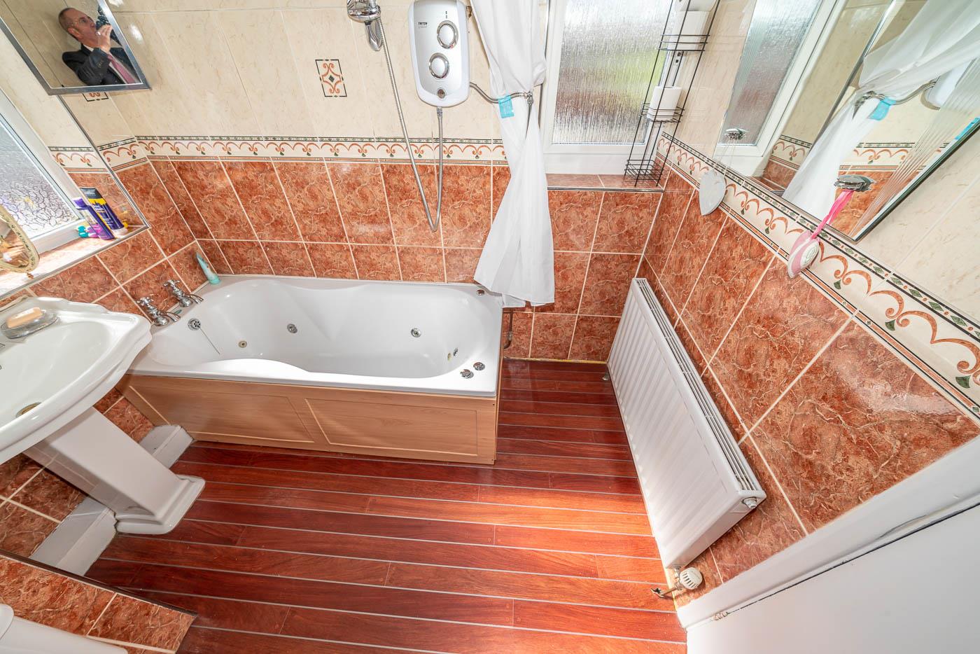 3 bedroom SemiDetached House for sale in Yew Tree Estate, Walsall