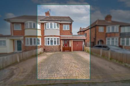 © Webbs Estate Agents © (127 of 128) copy.jpg