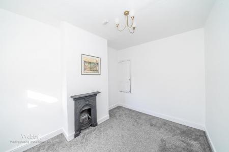 New © Webbs Estate Agents © (23 of 36).jpg