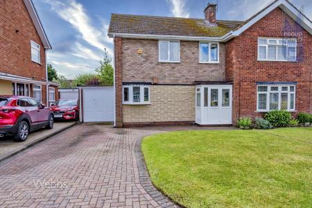 © Webbs Estate Agents ©  (327 of 28).jpg