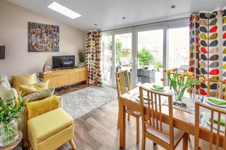 Dining/Sitting Room