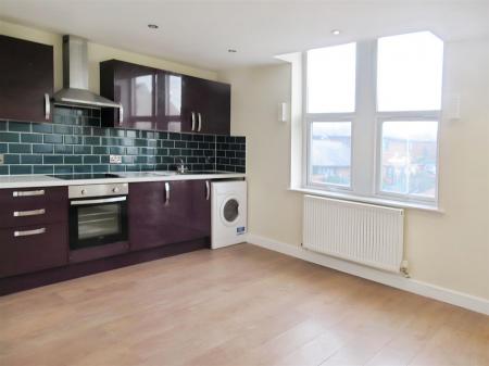 Open-plan Lounge/Kitchen