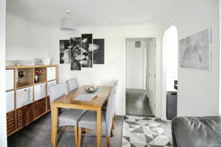 Lounge/Dining Room