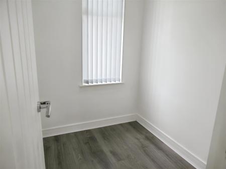 Bedroom/Nursey/Study