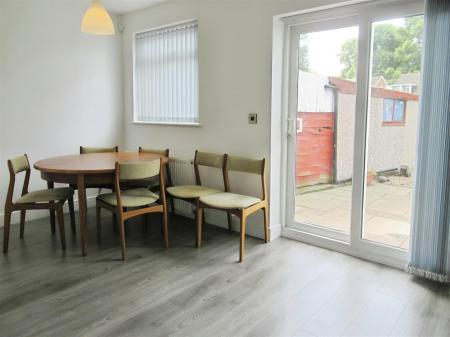 Kitchen/Dining