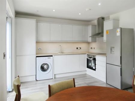 Kitchen/Dining