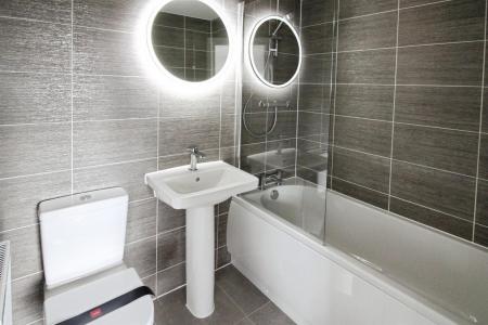 En-Suite Bathroom