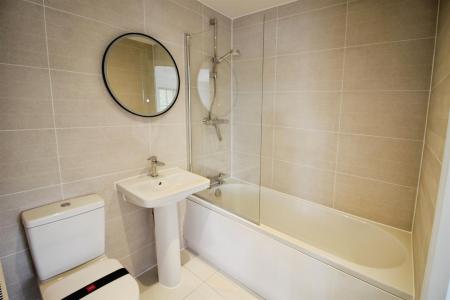 En Suite Bathroom