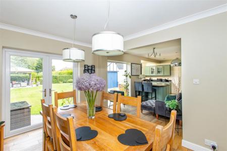 Dining / Sitting Area