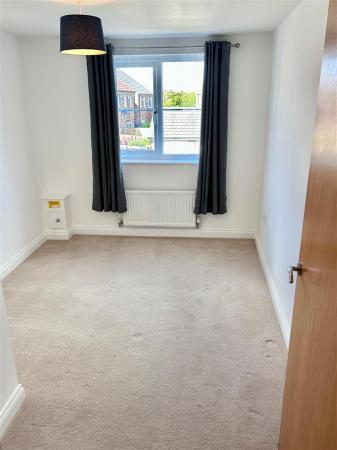 Bedroom 2 3.79m (12'5 ) Max X 2.59m (8'6 )