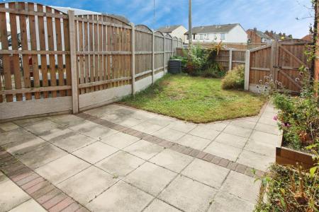 Garden & Parking