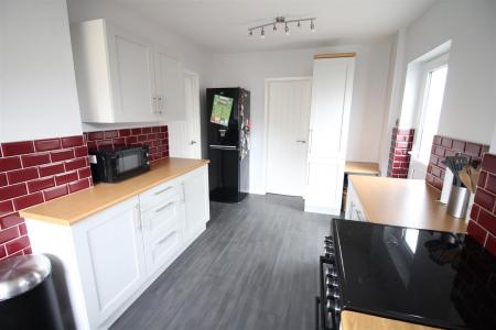 Fitted Kitchen