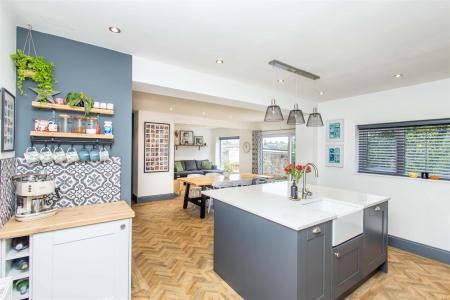 Kitchen/Breakfast Room