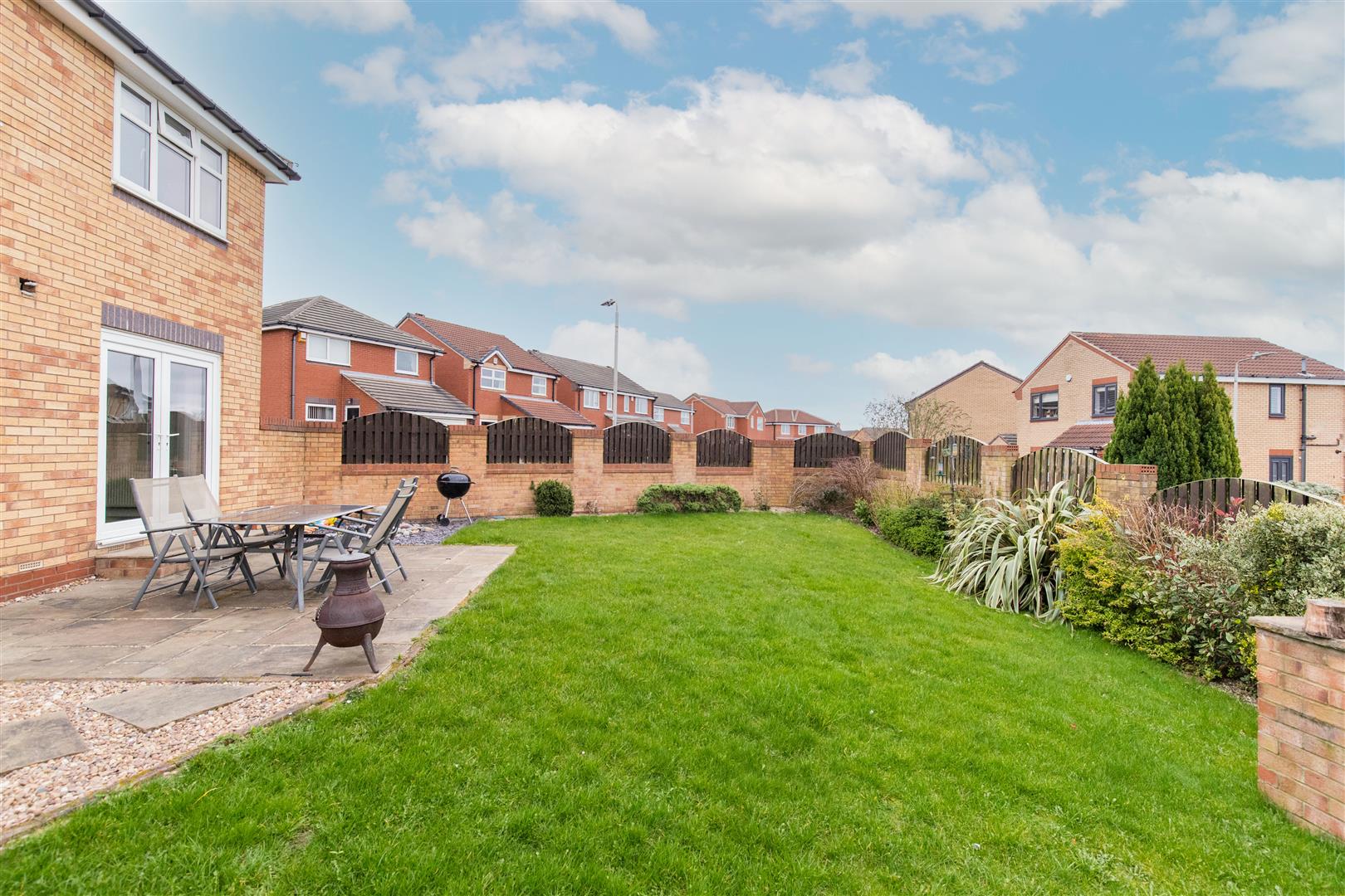 4 bedroom Detached House for sale in Leeds