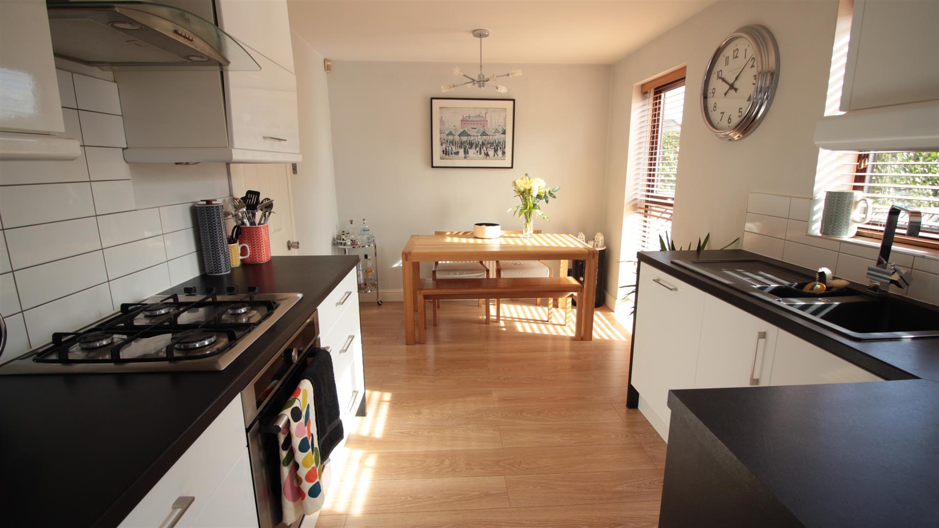 5 bedroom Detached House for sale in Wakefield