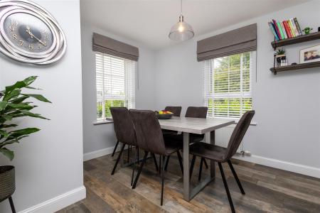 Kitchen/Breakfast Room