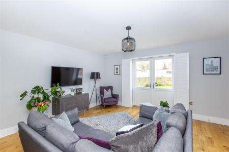 Kitchen/Lounge