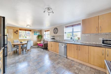 Kitchen/diner