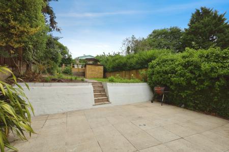 Photo 9