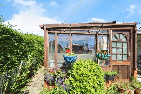 Rear Garage/Shed