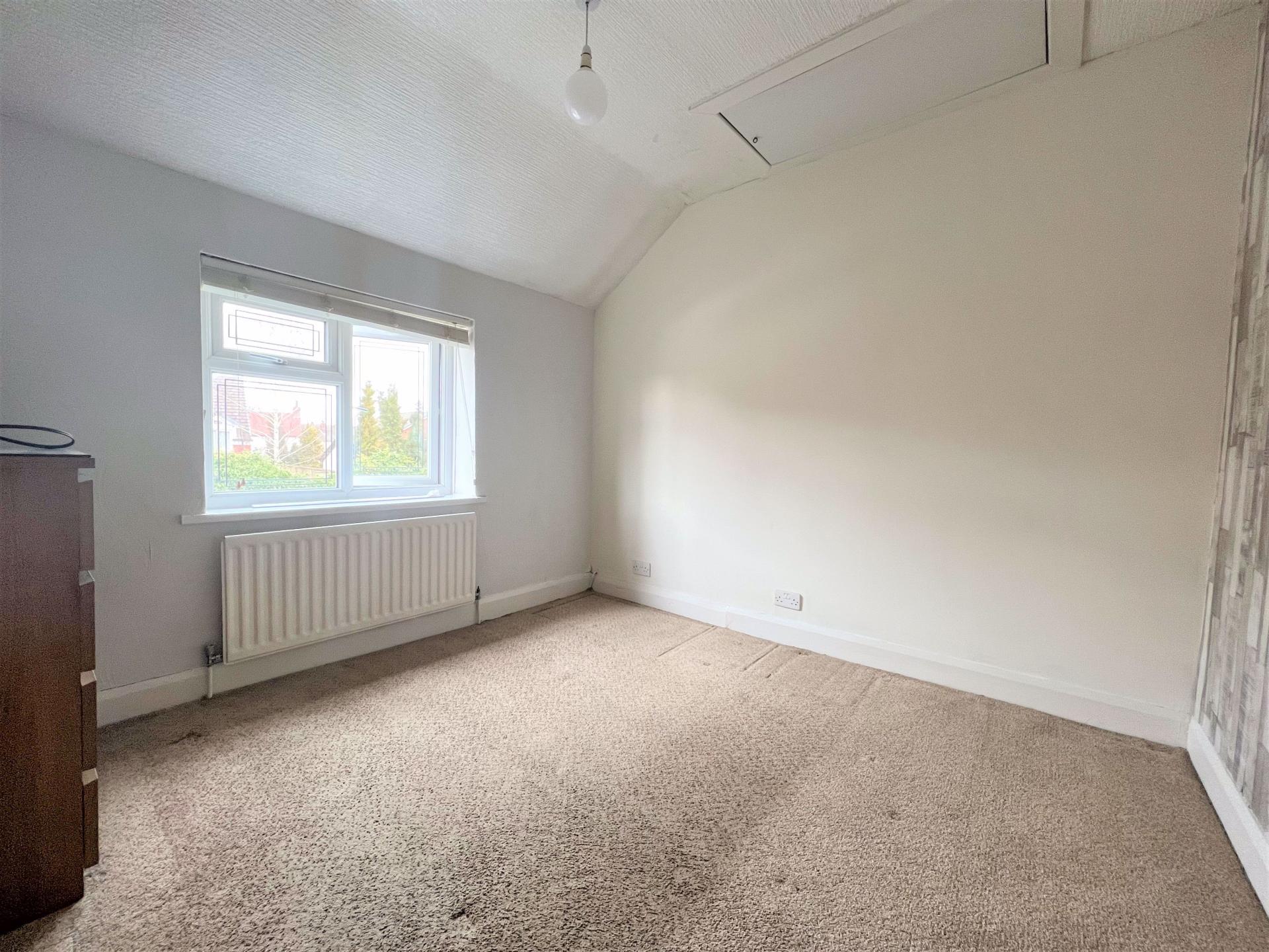 3 bedroom End of Terrace House for sale in Featherstone