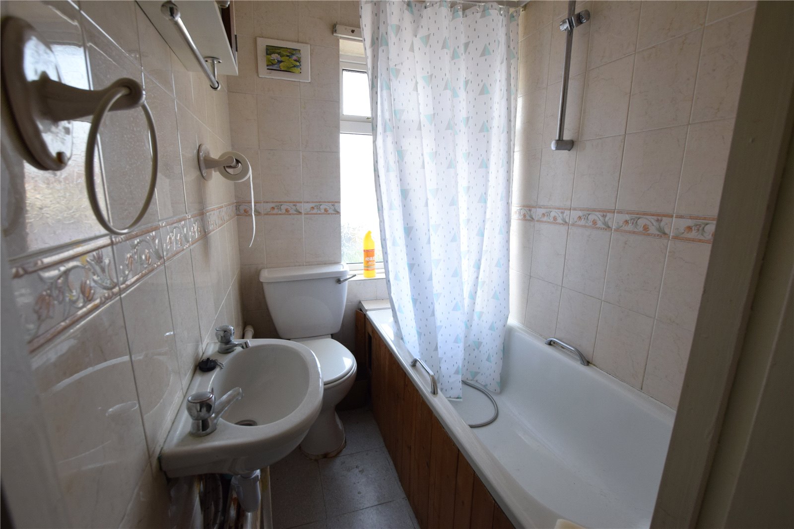 2 bedroom Terraced House for sale in Dagenham