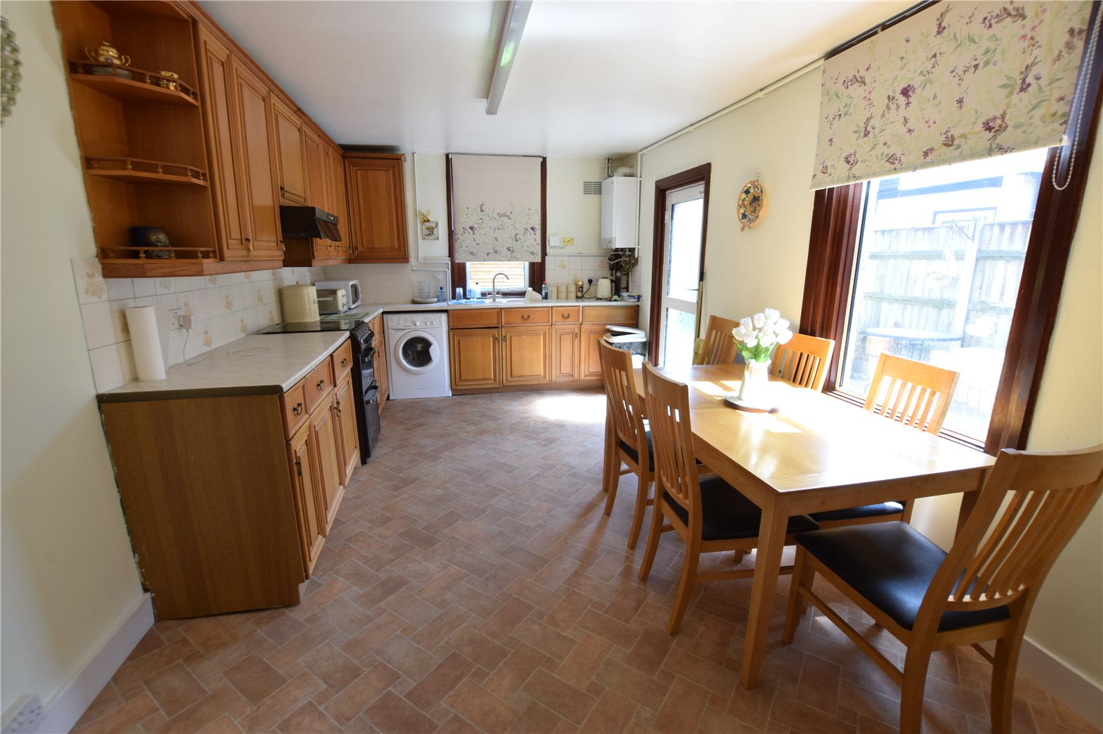 Terraced House for sale in Seven Kings. Ilford