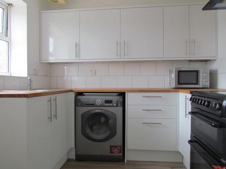 Kitchen: