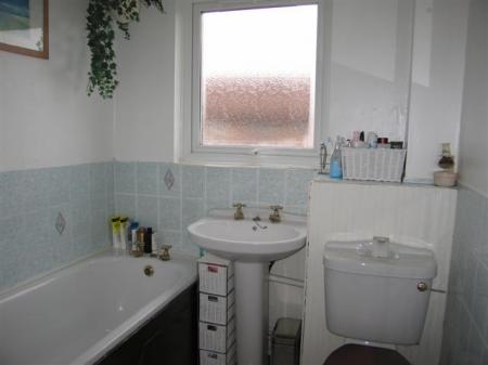 23 Fiennes Close BAT