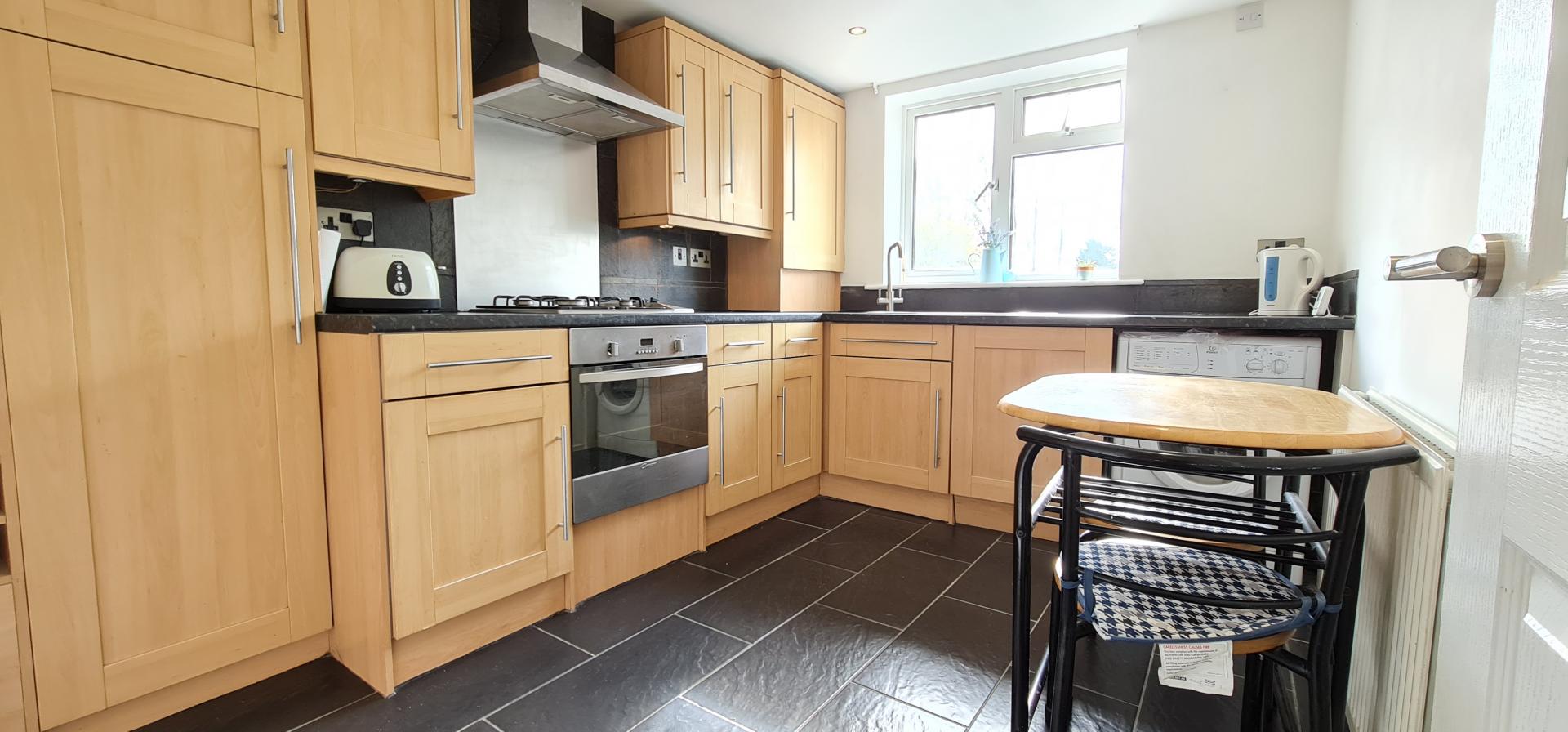 2 bedroom Flat for sale in Rayleigh