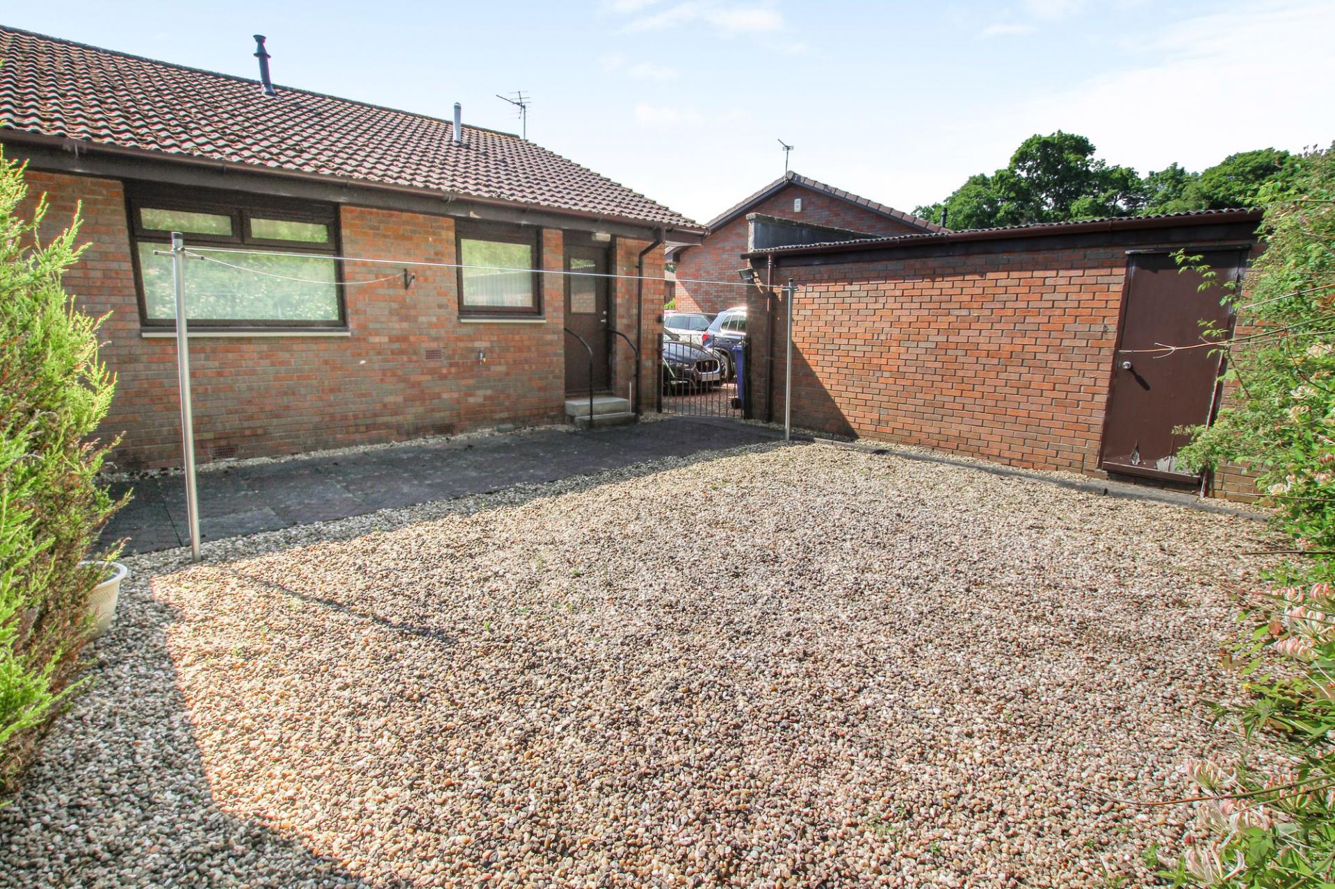 2 bedroom SemiDetached House for sale in Livingston