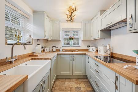 Kitchen / Breakfast Room