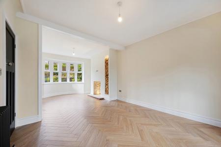 Lounge / Dining Room