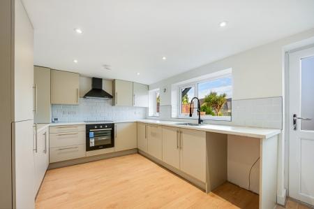 Kitchen / Breakfast Room