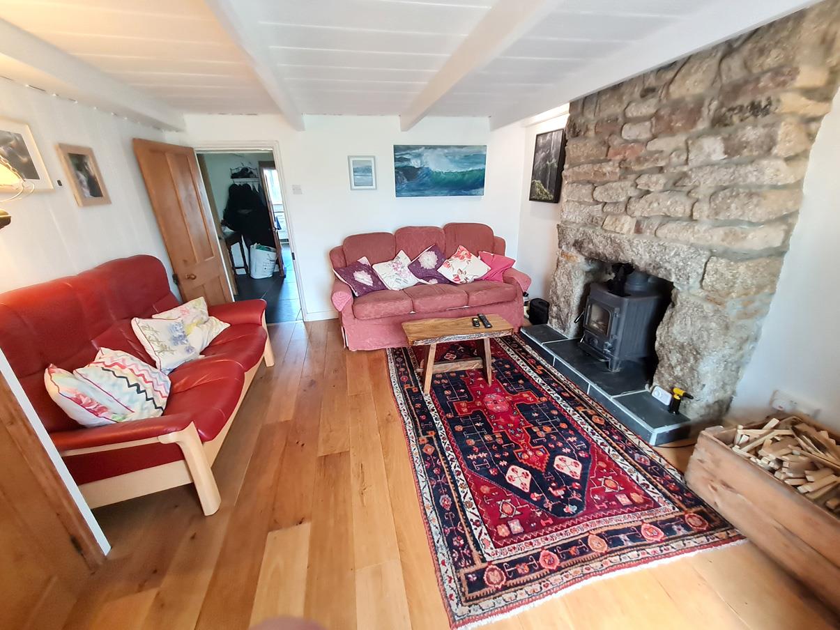 3 bedroom Cottage for sale in Trevenen Bal