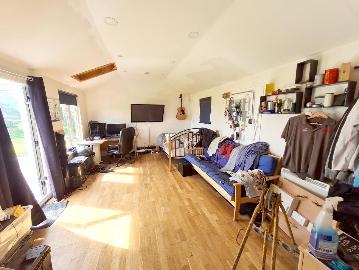 3 bedroom Cottage for sale in Trevenen Bal