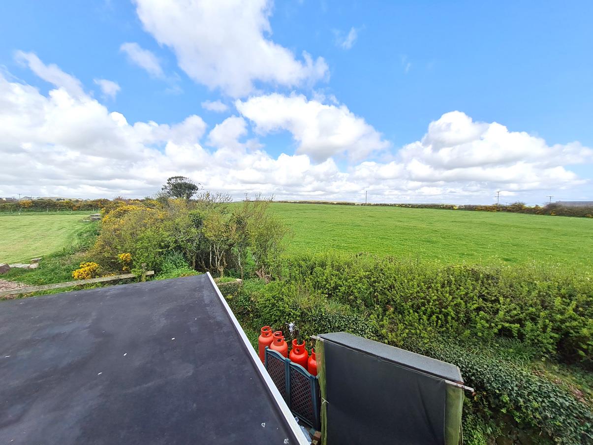 3 bedroom Cottage for sale in Trevenen Bal