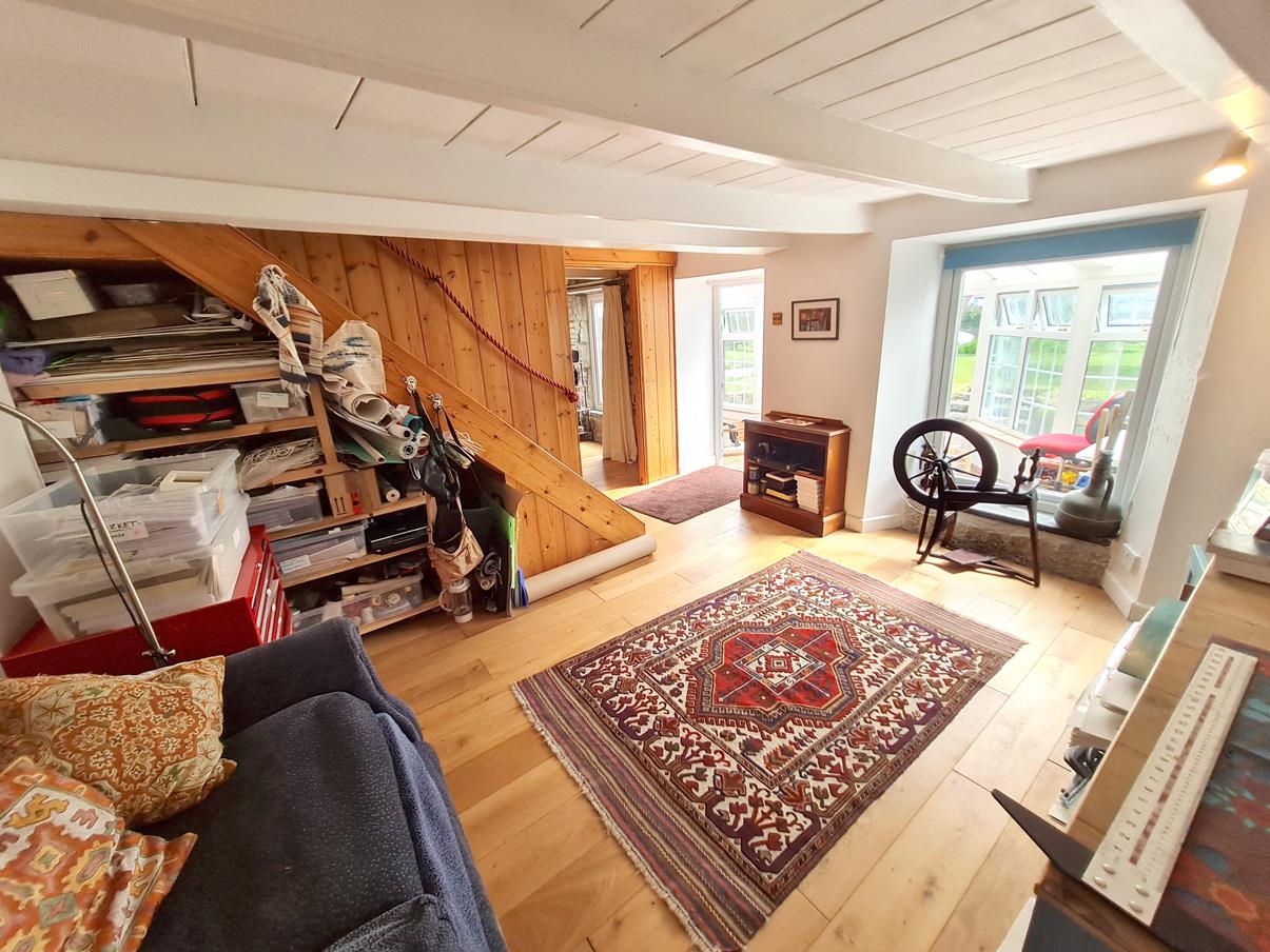 3 bedroom Cottage for sale in Trevenen Bal