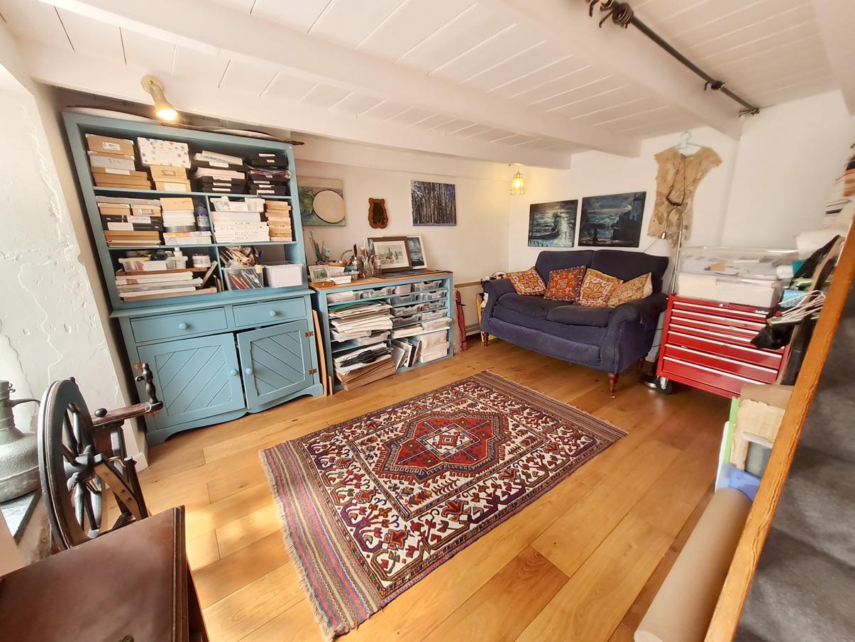 3 bedroom Cottage for sale in Trevenen Bal