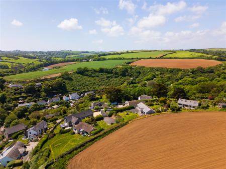Gwel Teg, Porthallow-09.jpg
