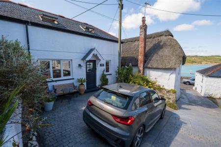 Ye Old Carpenter_s, Coverack-03.jpg