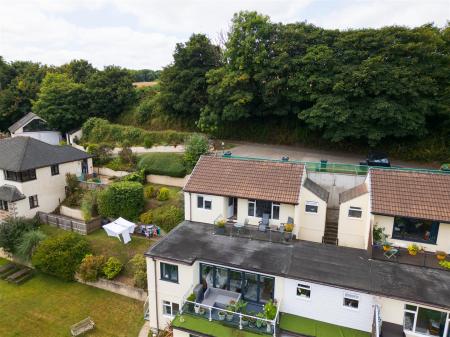 1 Upper Deck, Porthallow-01.jpg