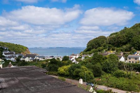 1 Upper Deck, Porthallow-18.jpg
