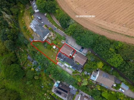 1 Upper Deck, Porthallow-06 outline.jpg