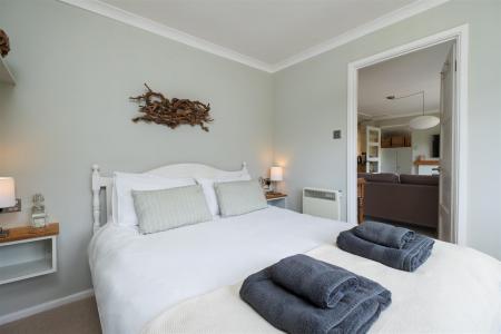 1 Upper Deck, Porthallow-15.jpg