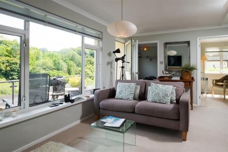 1 Upper Deck, Porthallow-08.jpg
