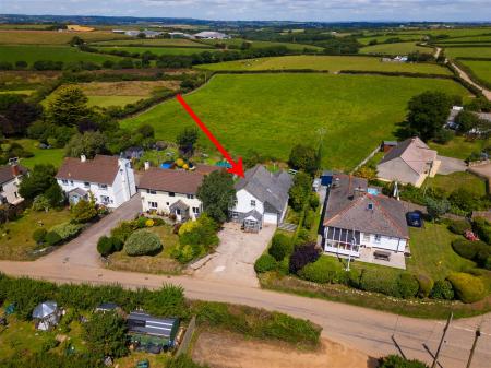1 Meadow View, Newtown St Martin-07 Arrow.jpg