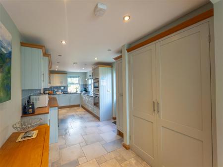 1 Meadow View, Newtown St Martin-19.jpg