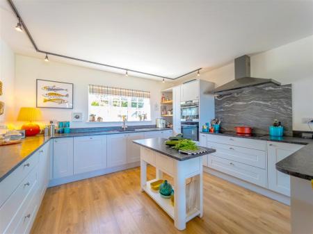 6 Parc Garland, The Lizard-15.jpg