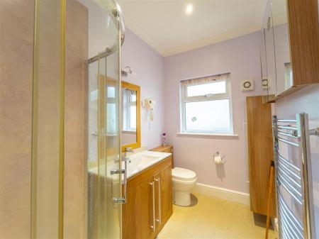 Sunny Villa, Breage-17.jpg